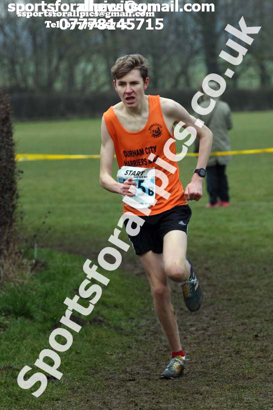Senior mens 2018 Durham Cathedral Cross Country Relay. Photo:  David T. Hewitson/Sports for All Pics